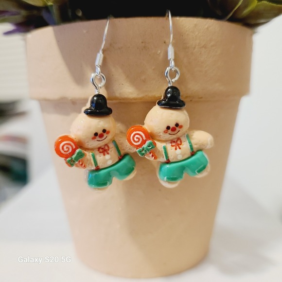 Handmade Jewelry - Cute Gingerbread Man Earrings Candy Lollipop Holiday Christmas Festive‎ Jewelry
